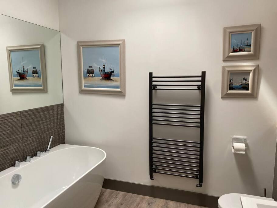 Mayflower, Luxury Norfolk Retreat - Brancaster, Sleeps 4 -12 Buitenkant foto